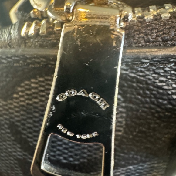 Coach Signature Christie Carryall, F58291, Black and Grey, Excellent condition - Picture 8 of 14